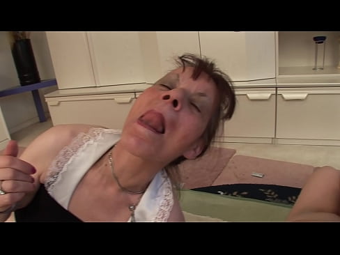 ❤️ Deux grands-mères et un grand-père font une partie à trois ❤❌ Porno de qualité at fr.pornovore.ru