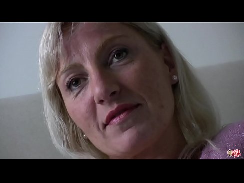 ❤️ La mère que nous avons tous baisée ... Madame, tenez-vous bien ! ❤❌ Porno de qualité at fr.pornovore.ru